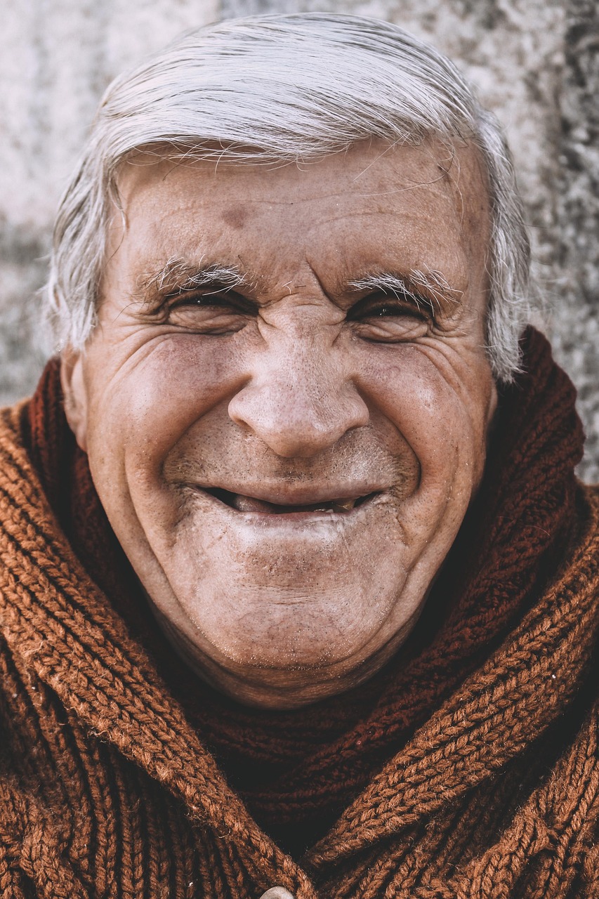 髪の年齢を若見えさせる白髪染めの方法は？