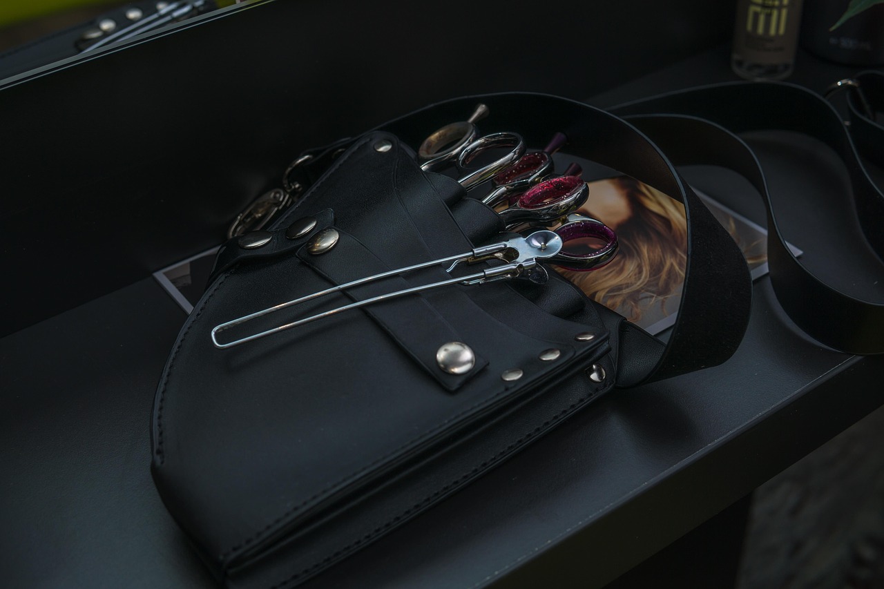 40代が髪型で髪年齢を若く見えるためのポイントは？